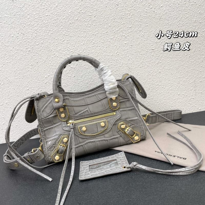 Ba*len*cia*ga classic city bags